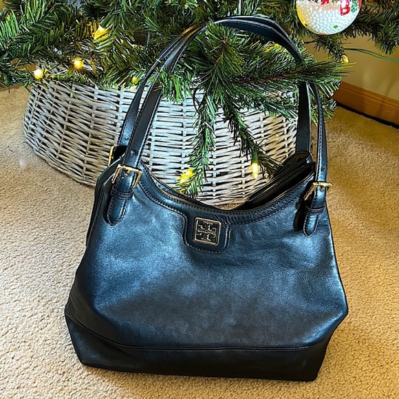Tory Burch Handbags - Tory Burch Black Leather Shoulder Bag
